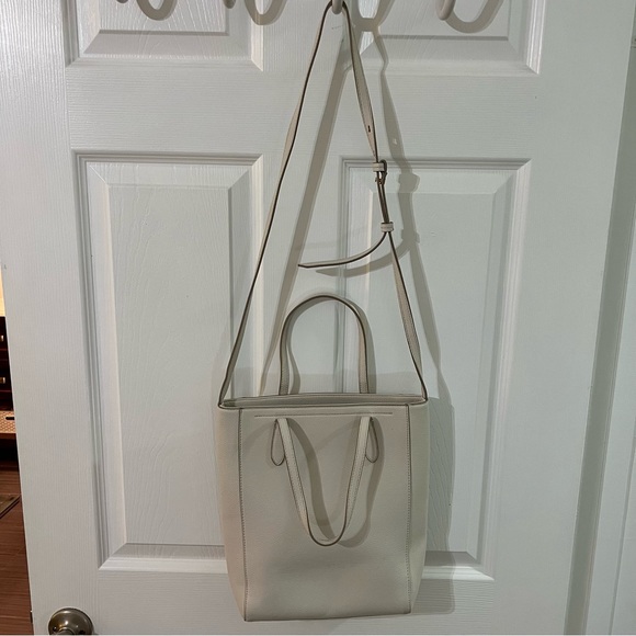 Banana Republic Cross Body with Zip Closure & Handles - Picture 2 of 14